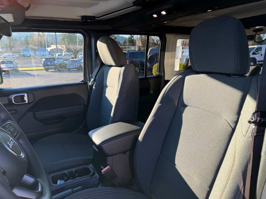 2026 Jeep Wrangler Sport - Image 15