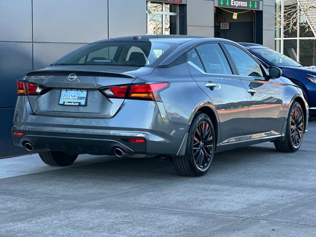 2025 Nissan Altima 2.5 SV - Image 3