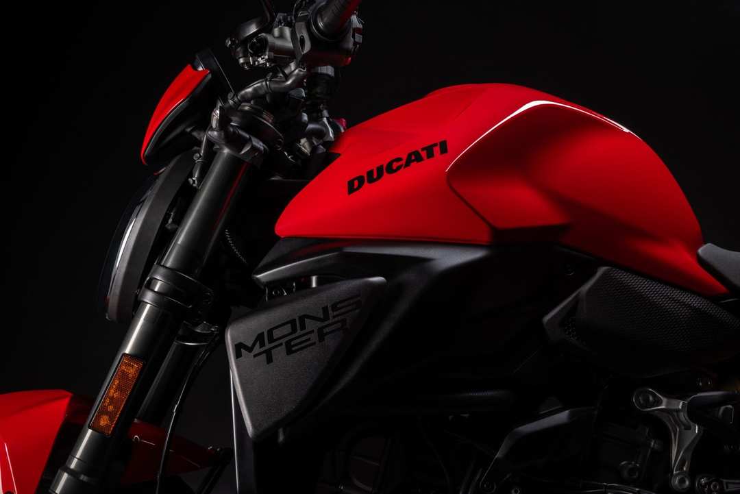 2026 Ducati Monster - Image 14
