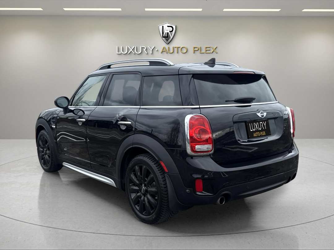 2018 MINI Countryman COOPER ALL4 ONLY 35,000 MILES - Image 3