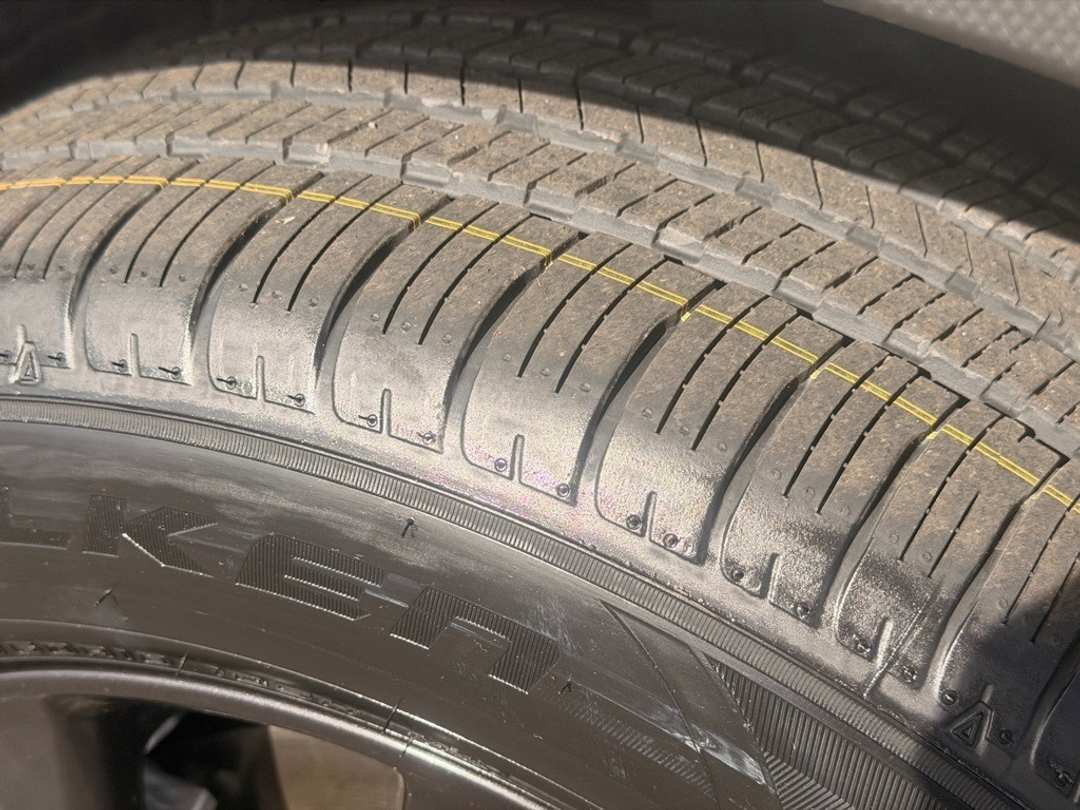 2026 Subaru Ascent Premium - Image 9