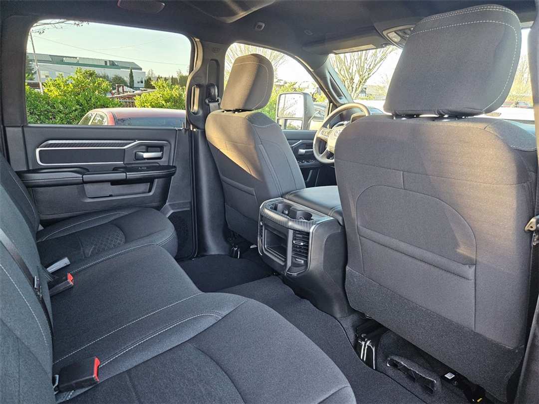 2026 Ram 2500 Big Horn - Image 34