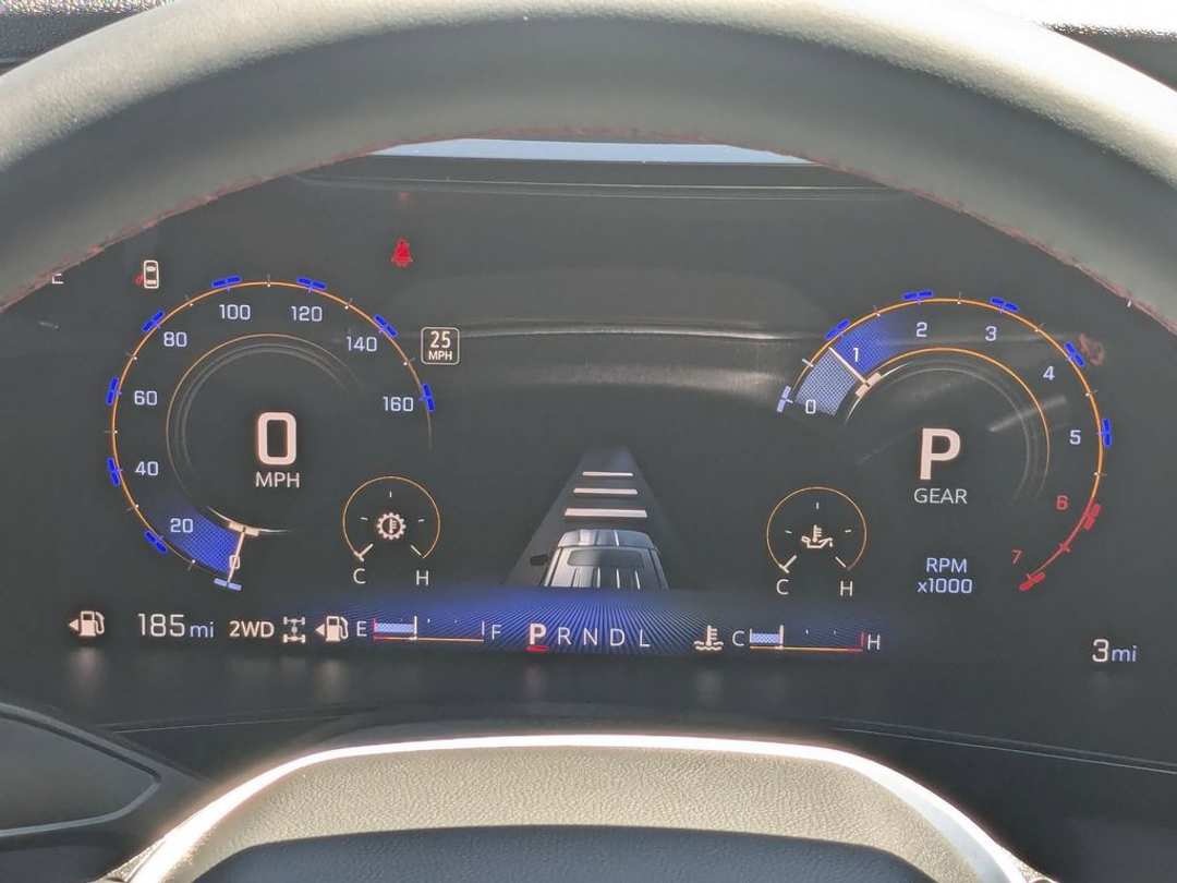 2025 Chevrolet Colorado Z71 - Image 12