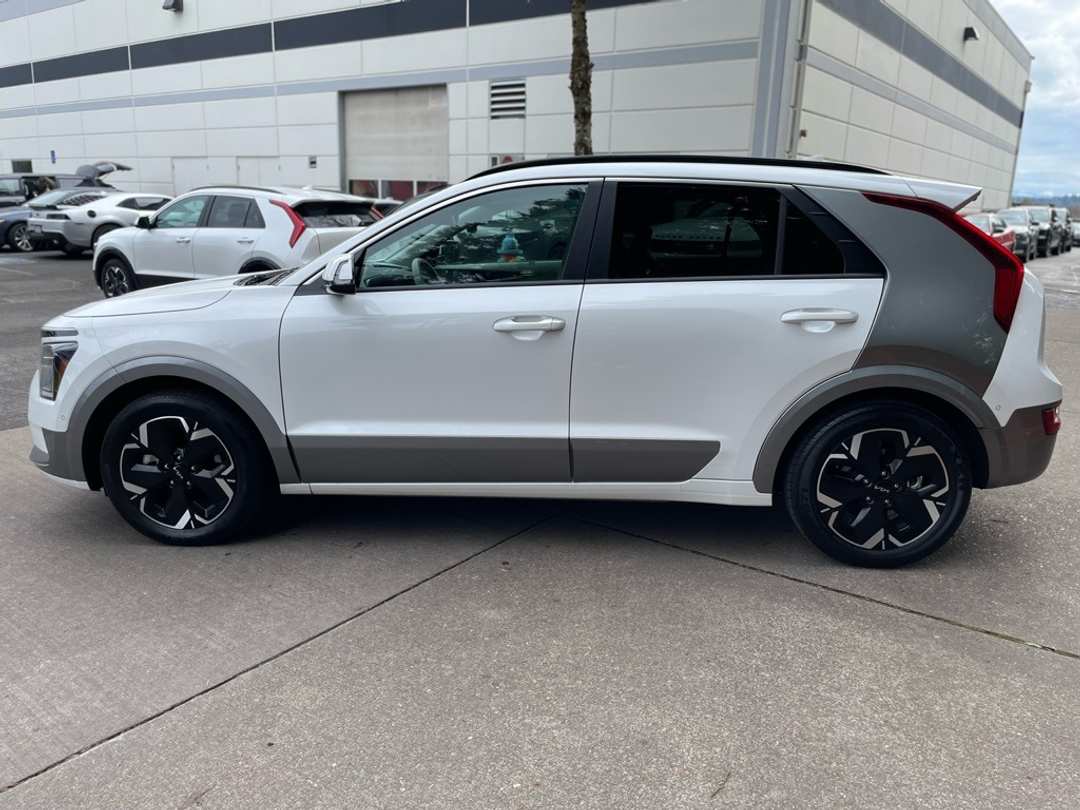 2023 Kia Niro Ev Wave - Image 6
