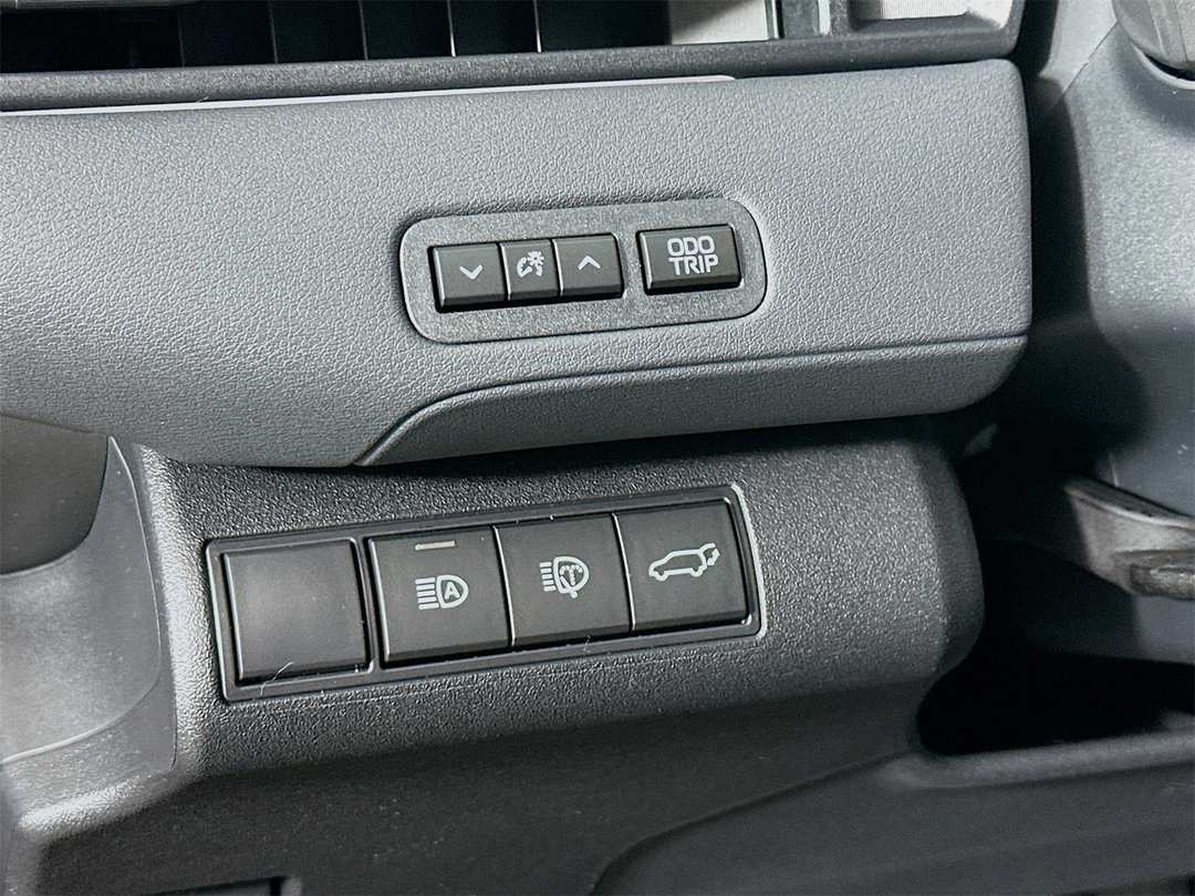 2026 Toyota Bz XLE Plus - Image 10