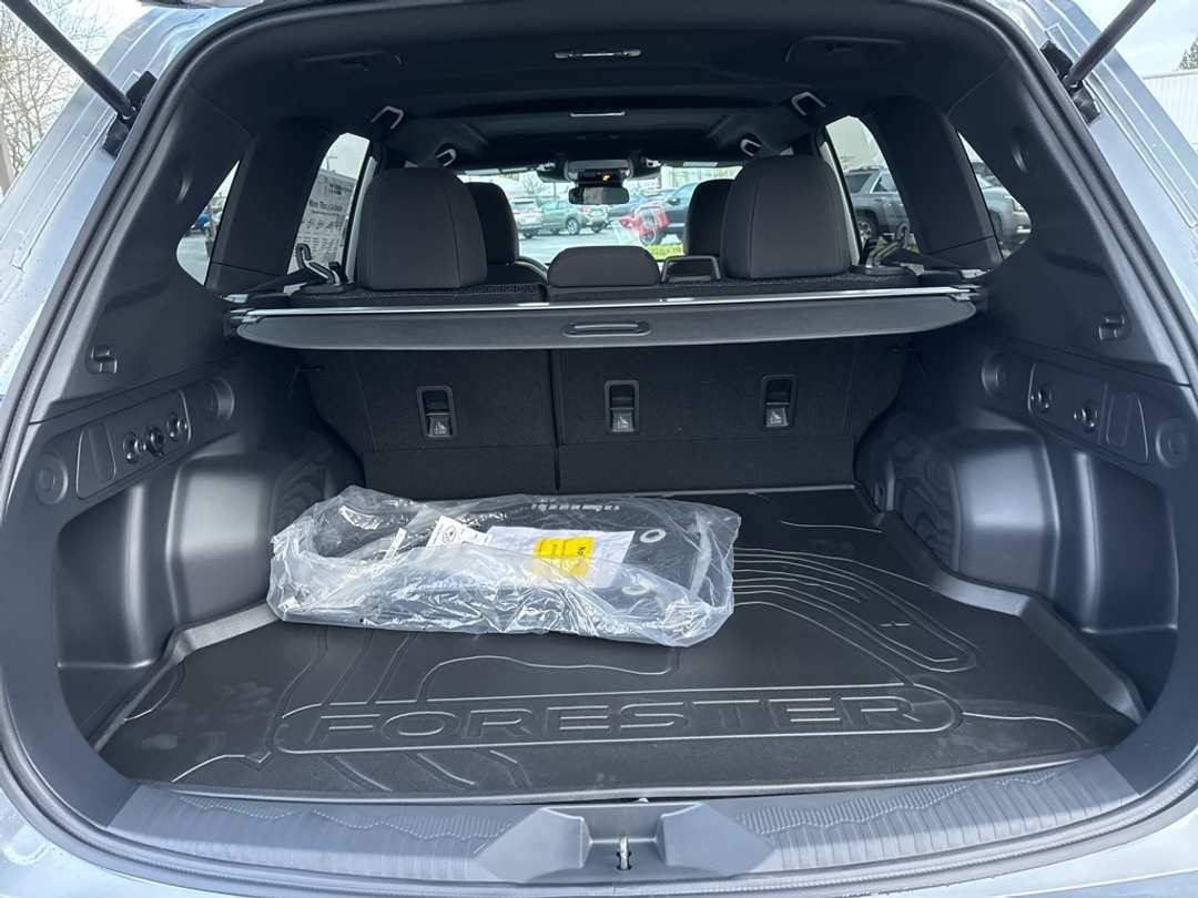 2026 Subaru Forester Premium - Image 19