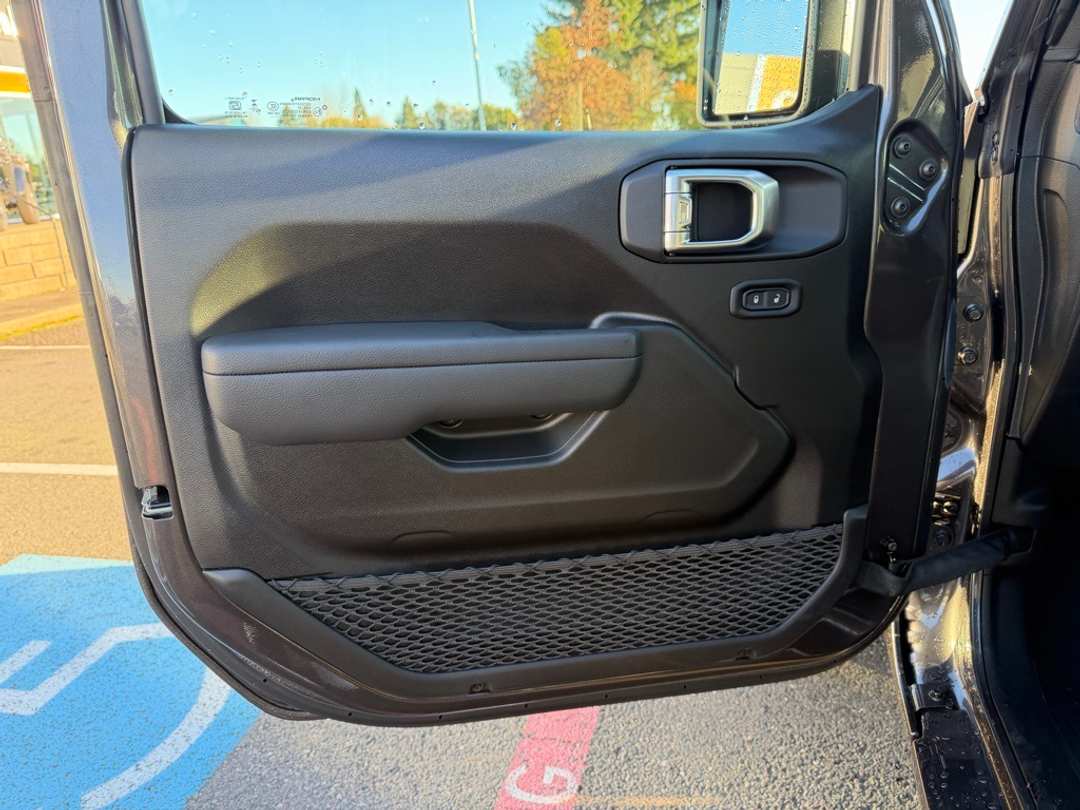 2026 Jeep Wrangler Sport - Image 11