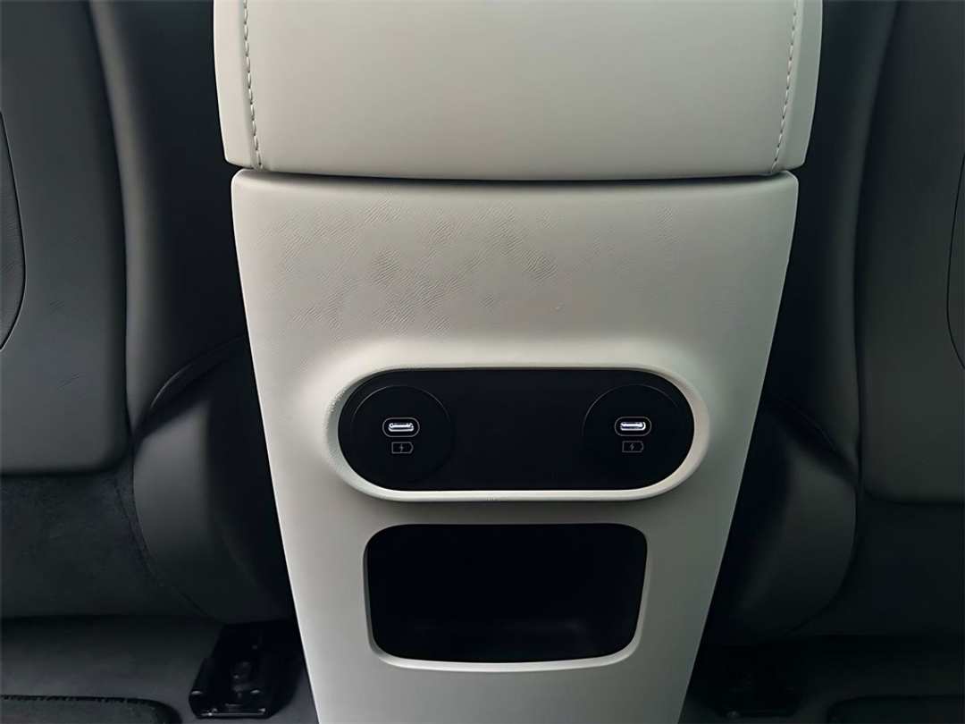 2026 Hyundai Ioniq 5 SEL - Image 22