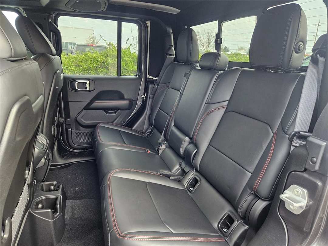 2026 Jeep Gladiator Rubicon - Image 31