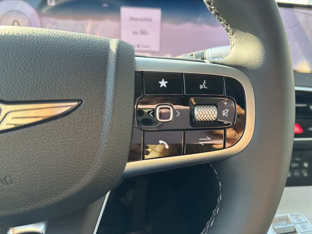 2026 Genesis Gv70 2.5T Select - Image 38