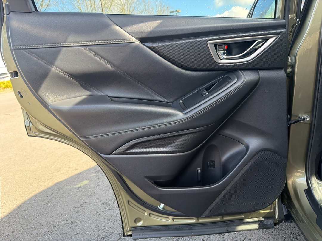 2024 Subaru Forester Touring - Image 18