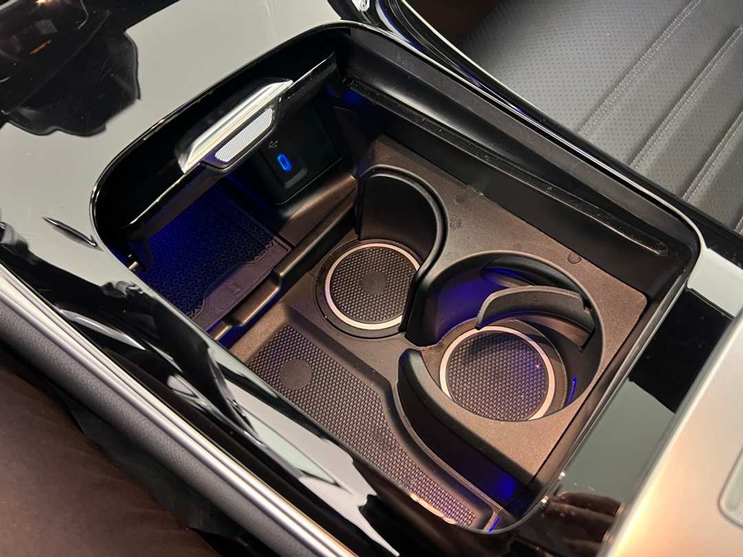 2025 Mercedes-Benz GLC GLC 300 - Image 21