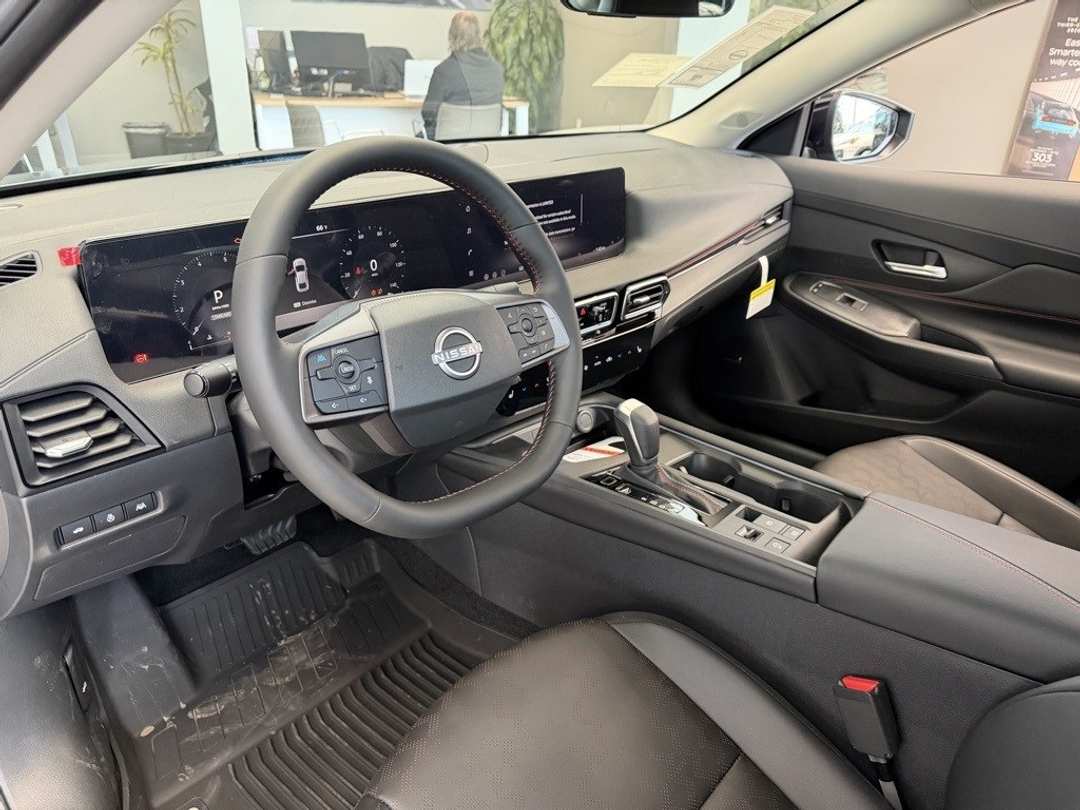 2026 Nissan Sentra SR - Image 16