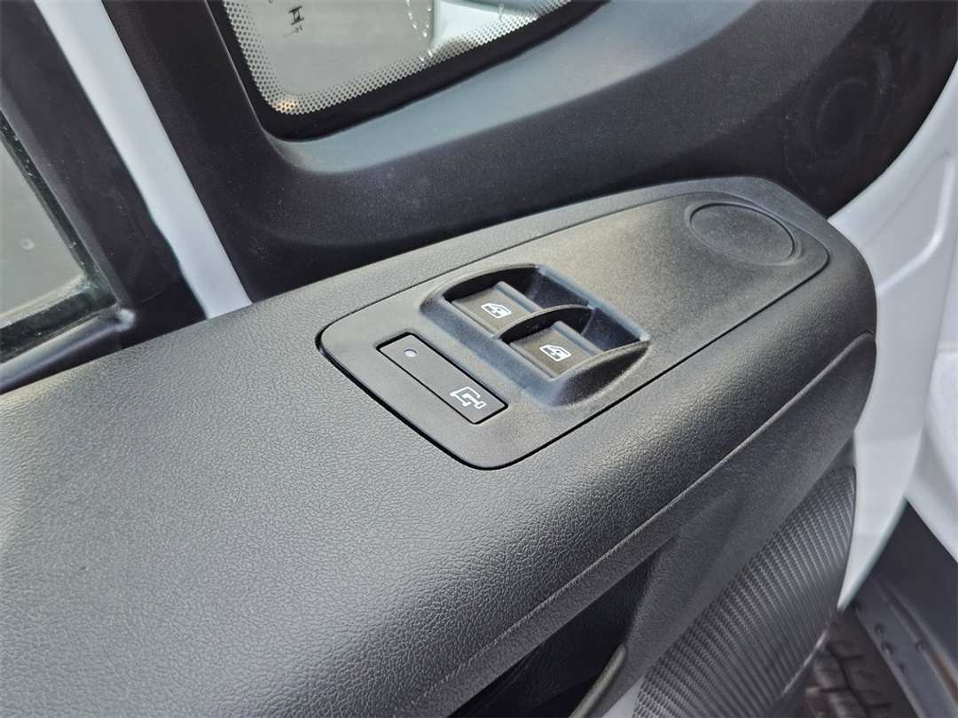 2026 Ram Promaster 1500 Low Roof - Image 11