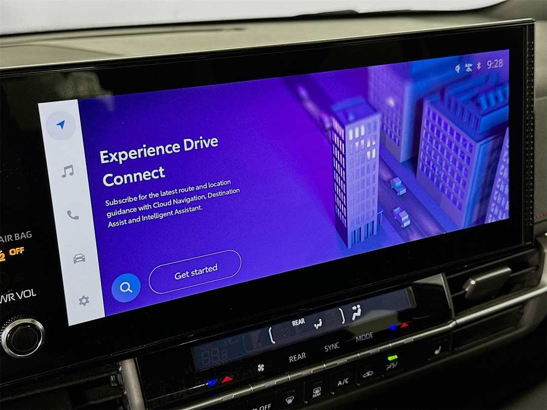 2025 Toyota Sienna XSE - Image 13