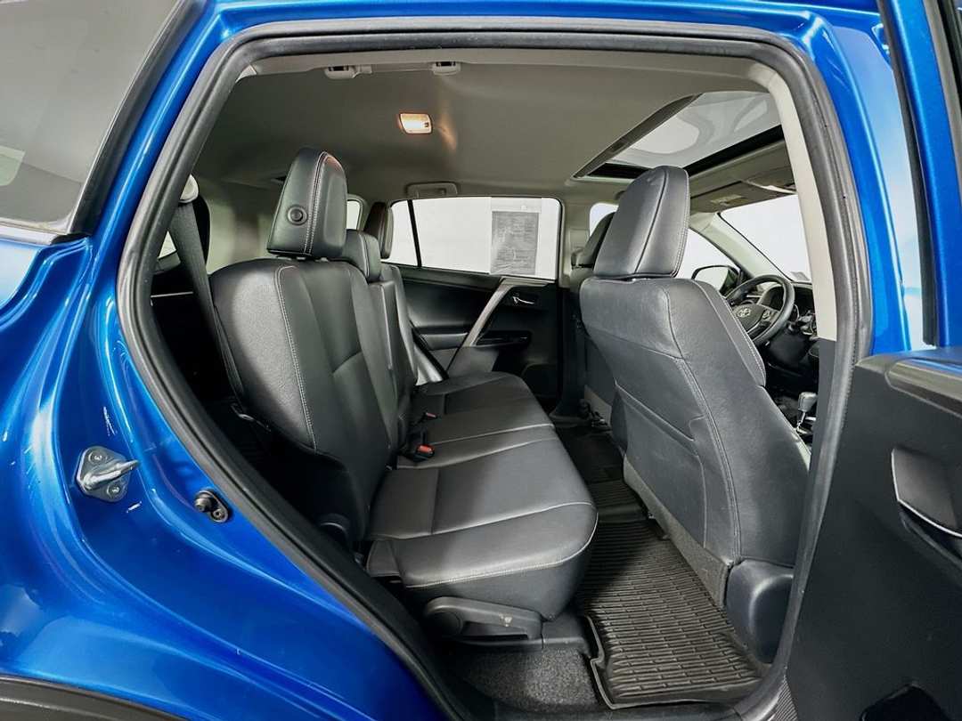 2018 Toyota Rav4 Limited - Image 28