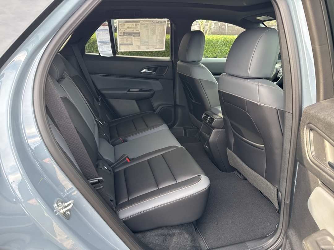 2026 Honda Prologue Touring - Image 16