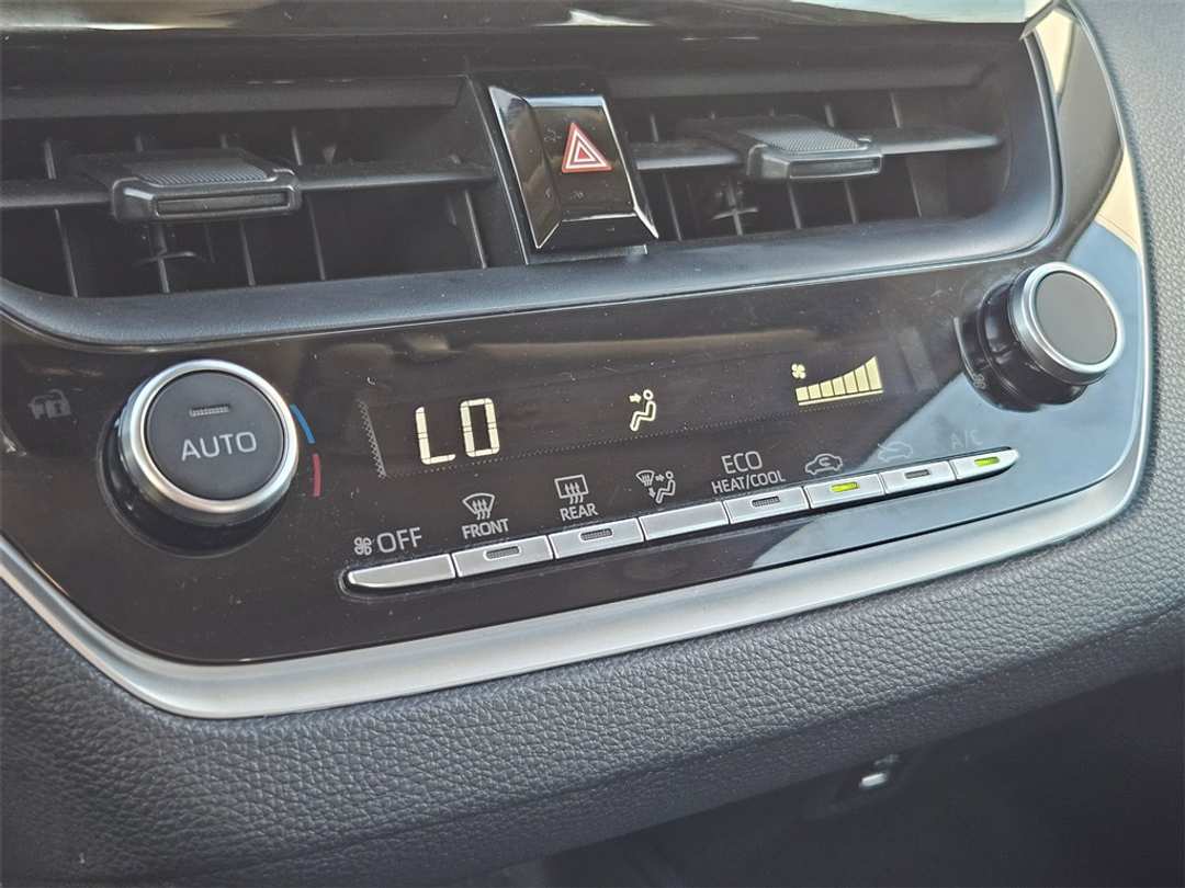 2024 Toyota Corolla LE - Image 22