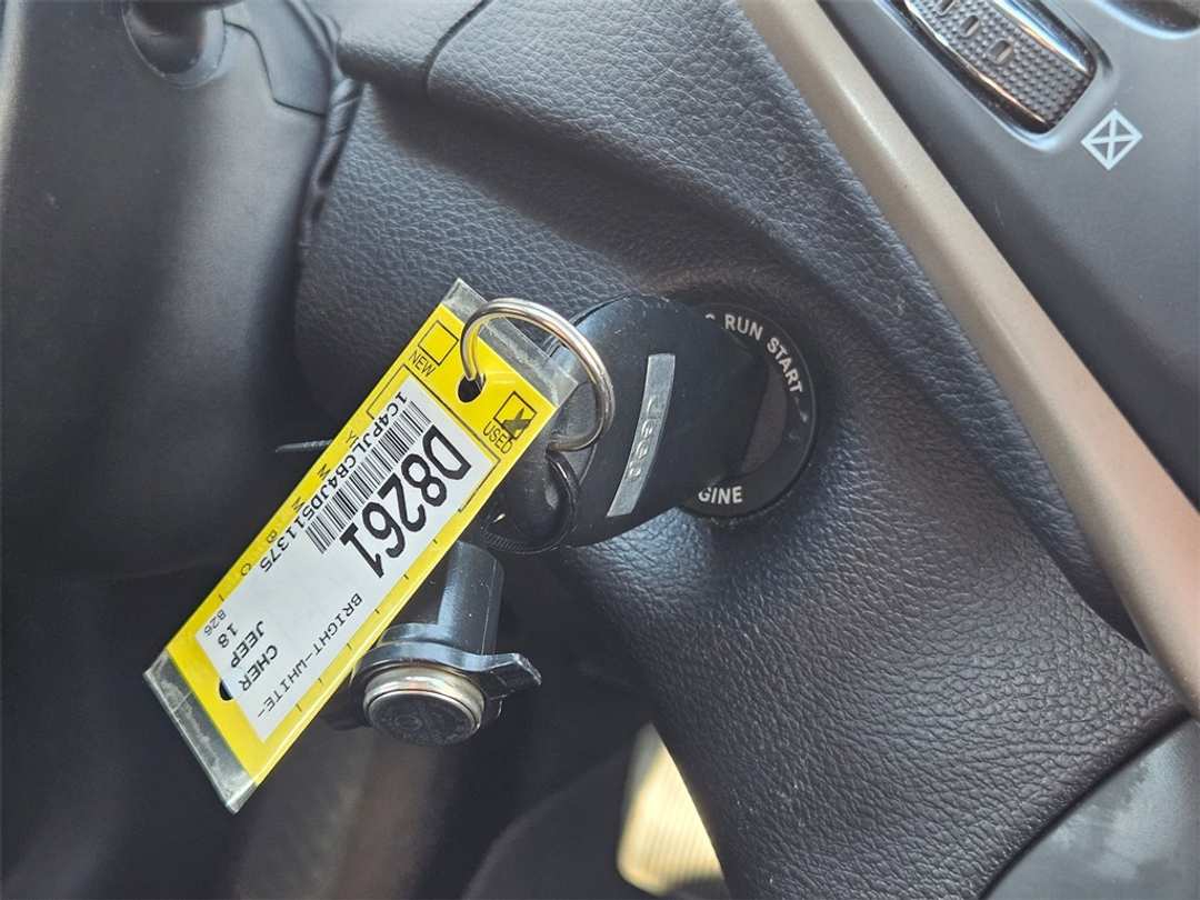 2018 Jeep Cherokee Latitude - Image 17