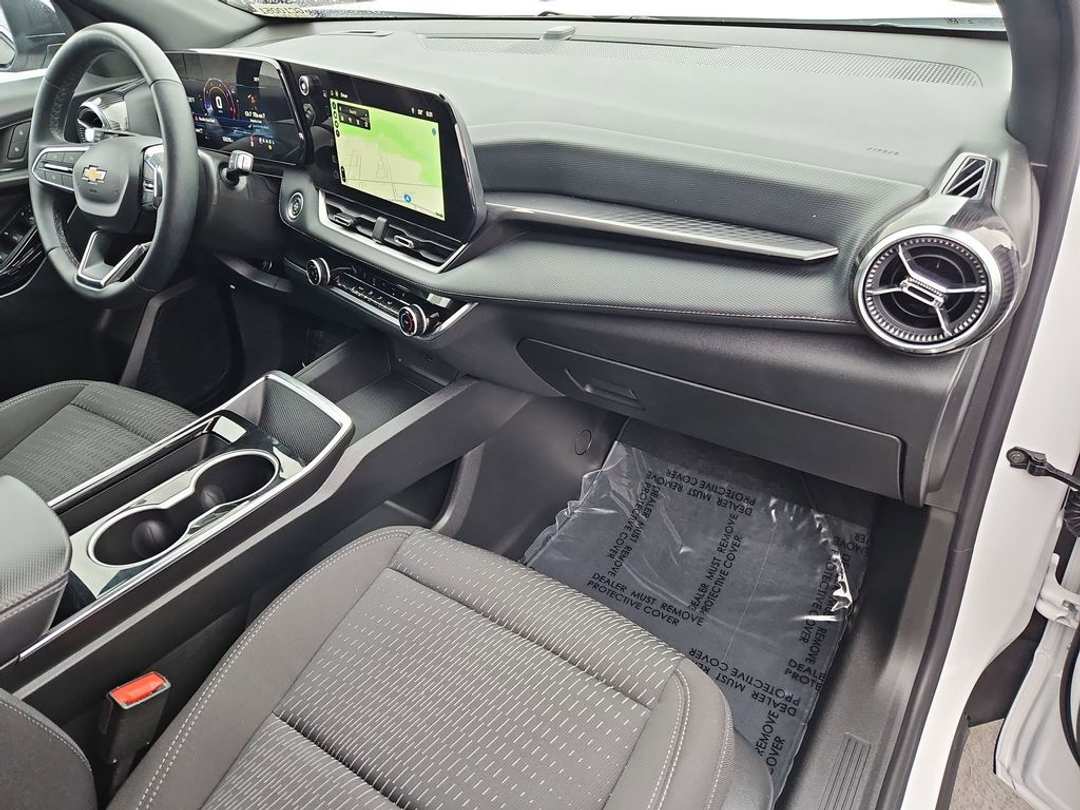 2025 Chevrolet Equinox LT - Image 29