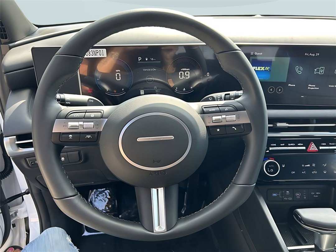 2025 Hyundai Tucson XRT - Image 13