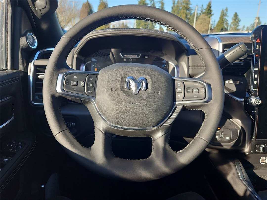 2026 Ram 3500 Laramie - Image 14