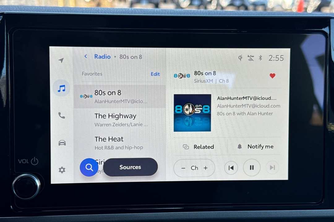 2026 Toyota Camry SE - Image 17