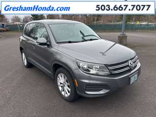 2014 Volkswagen Tiguan SE