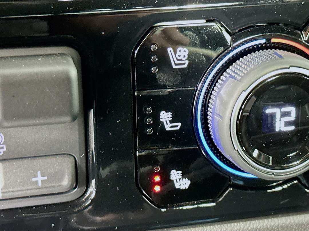 2025 Chevrolet Silverado 2500Hd LTZ - Image 22