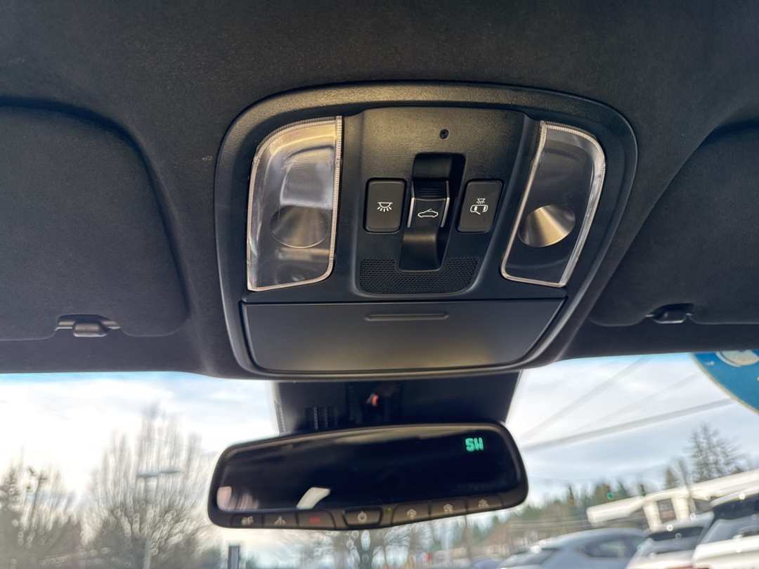 2019 Kia Stinger GT2 - Image 31