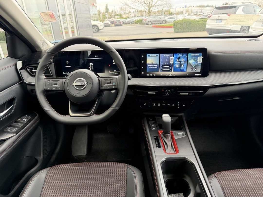 2026 Nissan Kicks SR - Image 30