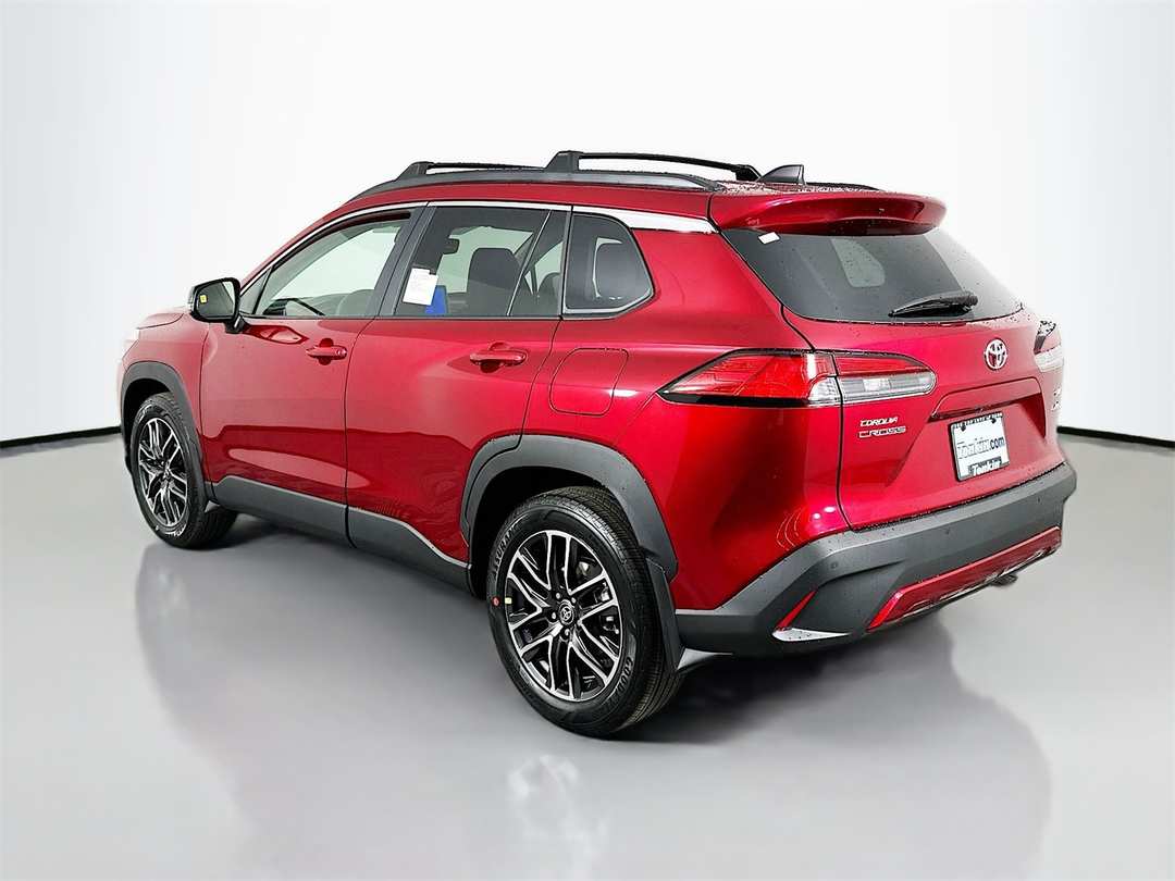 2026 Toyota Corolla Cross XLE - Image 5