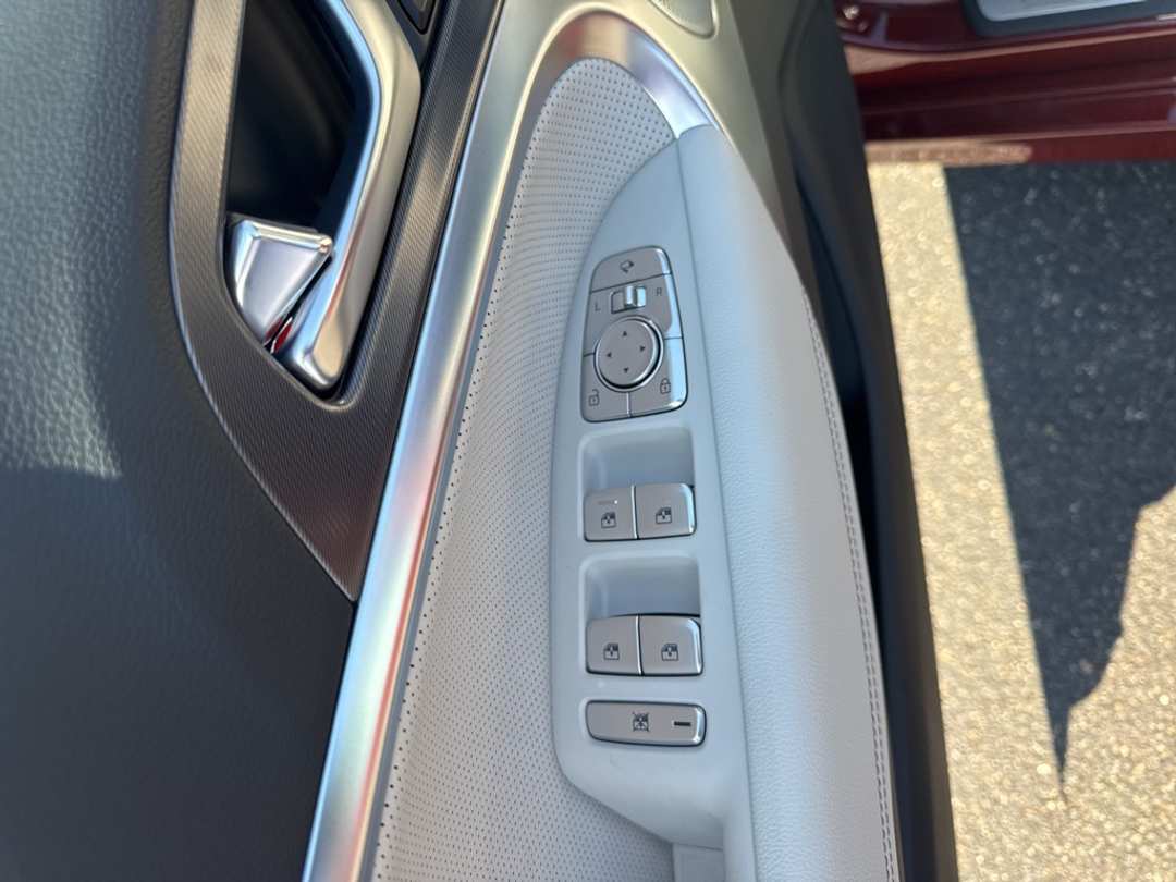 2026 Genesis G70 3.3T Sport Prestige - Image 14