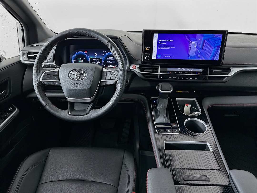 2025 Toyota Sienna XSE - Image 23