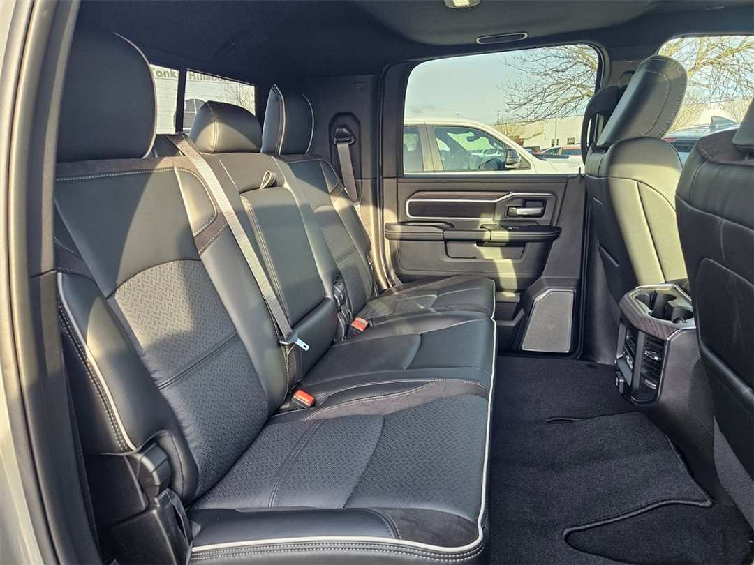 2026 Ram 2500 Laramie - Image 35