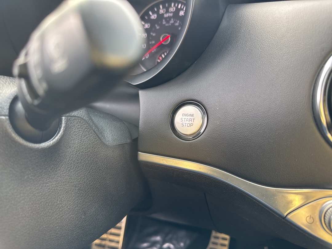 2019 Kia Stinger GT2 - Image 23