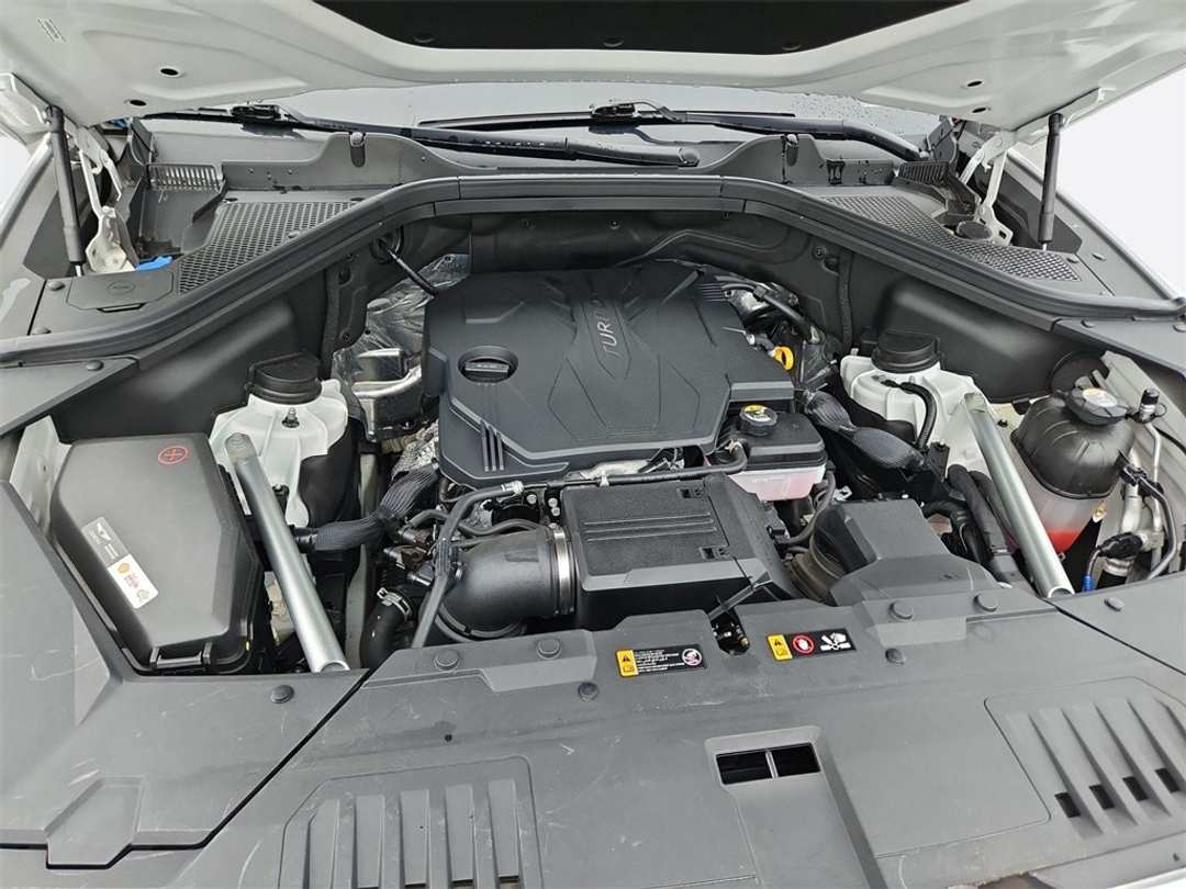 2024 Genesis Gv80 2.5T - Image 31