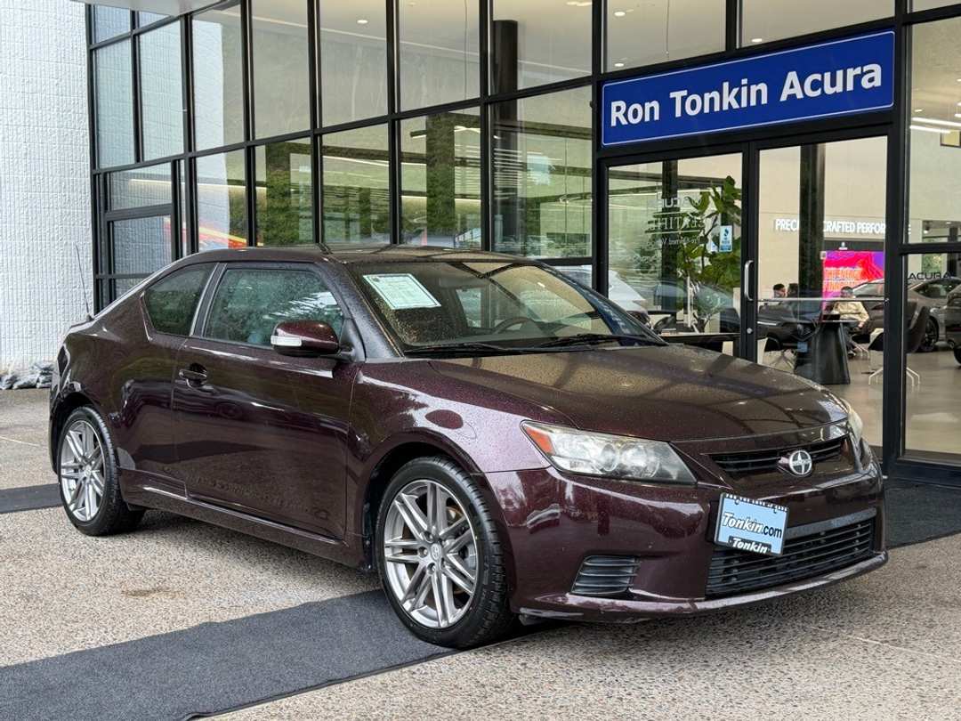 2011 Scion Tc Base - Image 2