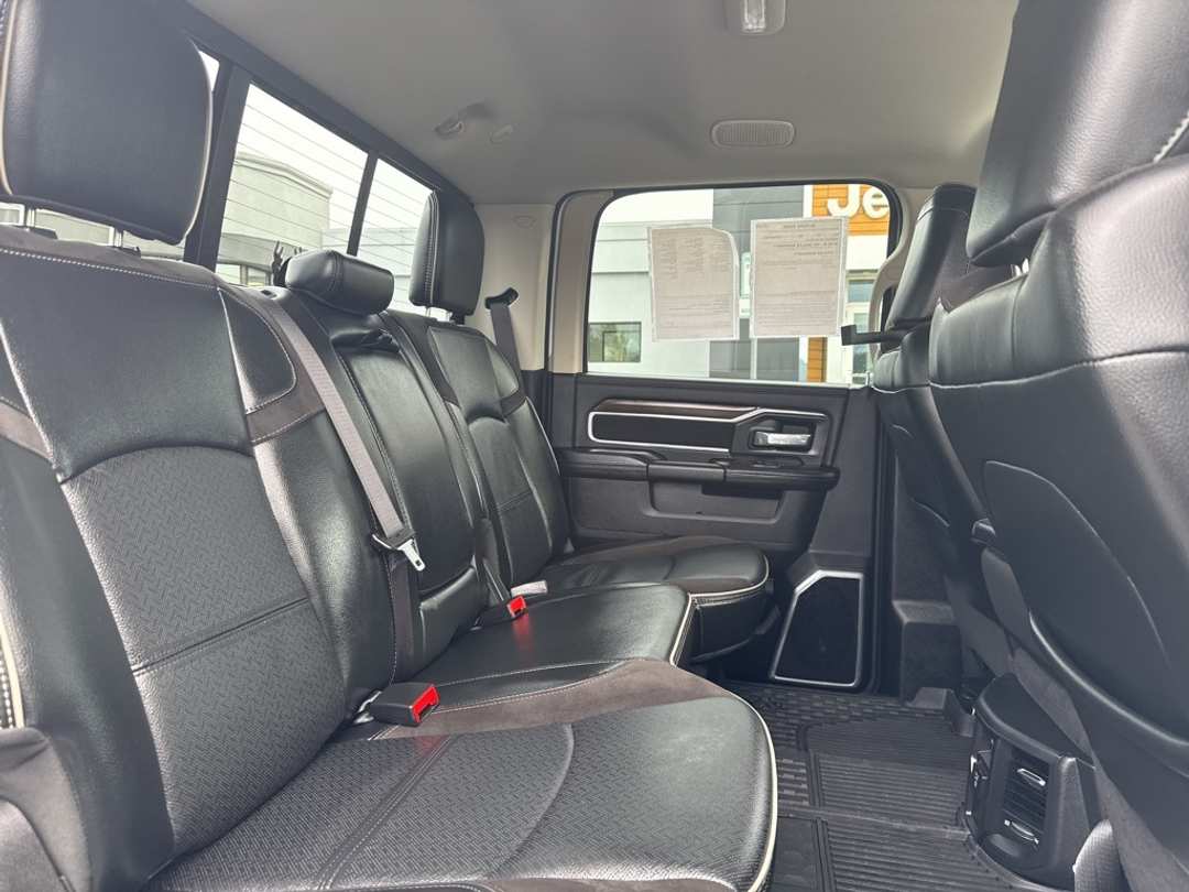 2024 Ram 3500 Laramie - Image 27