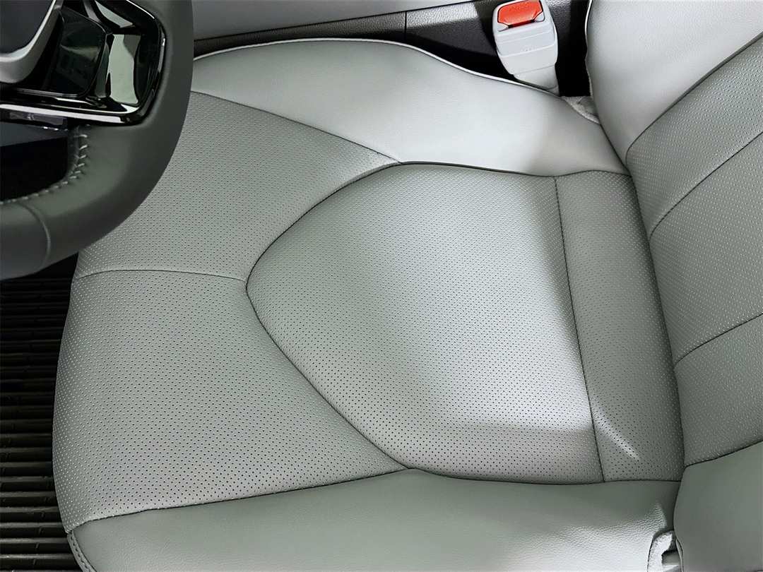 2026 Toyota Highlander Limited - Image 20