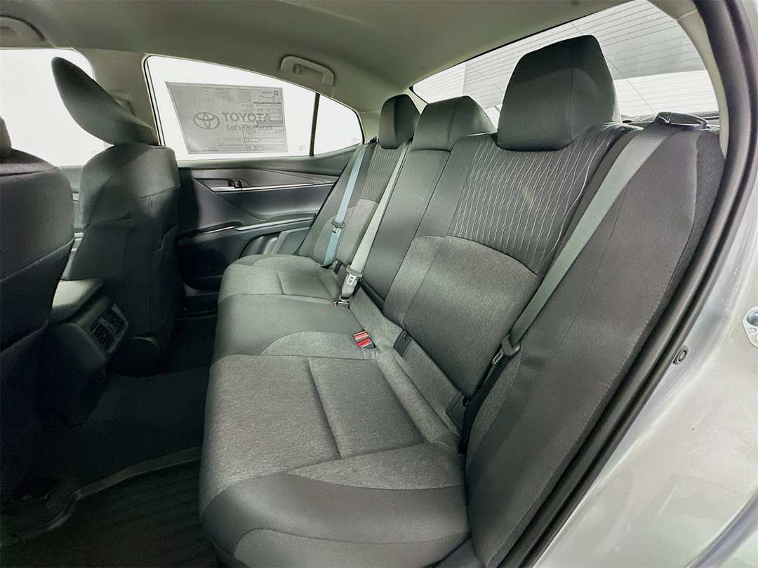 2026 Toyota Camry LE - Image 24