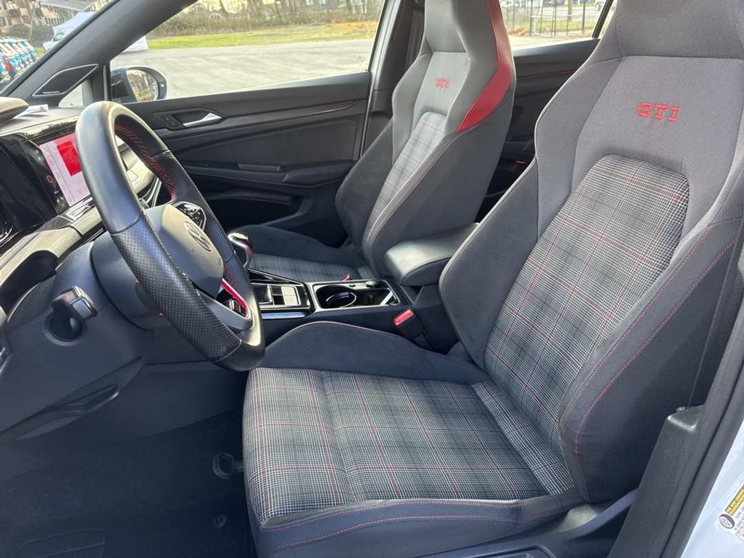 2024 Volkswagen Golf Gti SE - Image 13