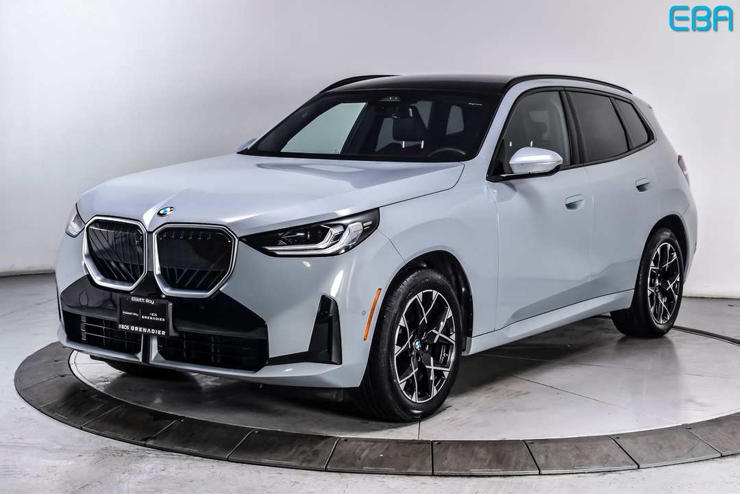 2025 BMW X3 30 xDrive - Image 2