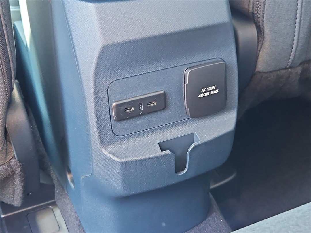 2025 Ford Maverick XLT - Image 25