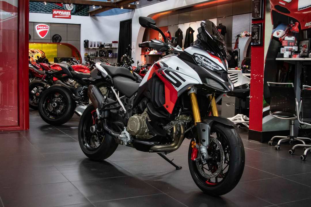 2025 Ducati Multistrada V4 Rs - Image 13
