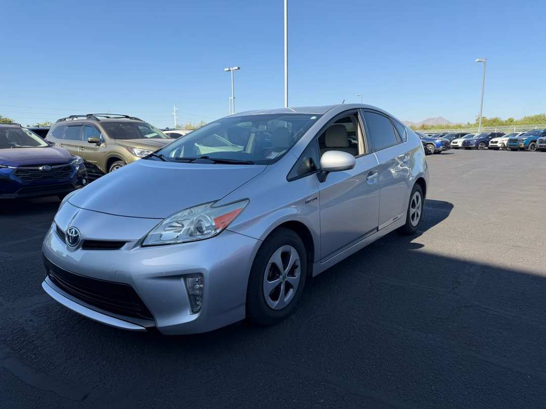 2015 Toyota Prius Two - Image 3