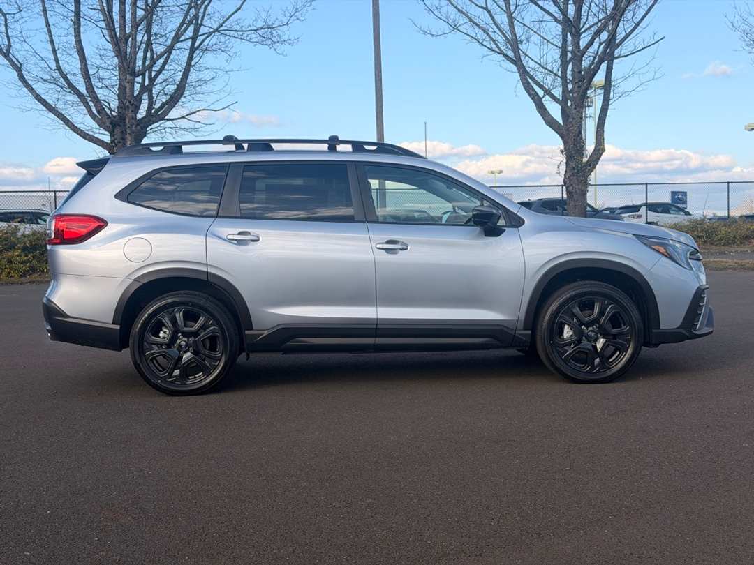 2026 Subaru Ascent Onyx Edition Touring - Image 8