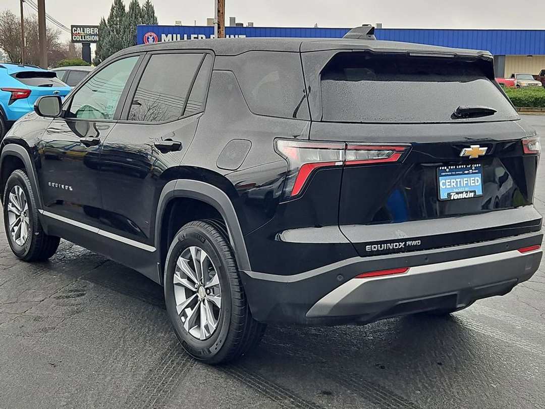 2025 Chevrolet Equinox LT - Image 4