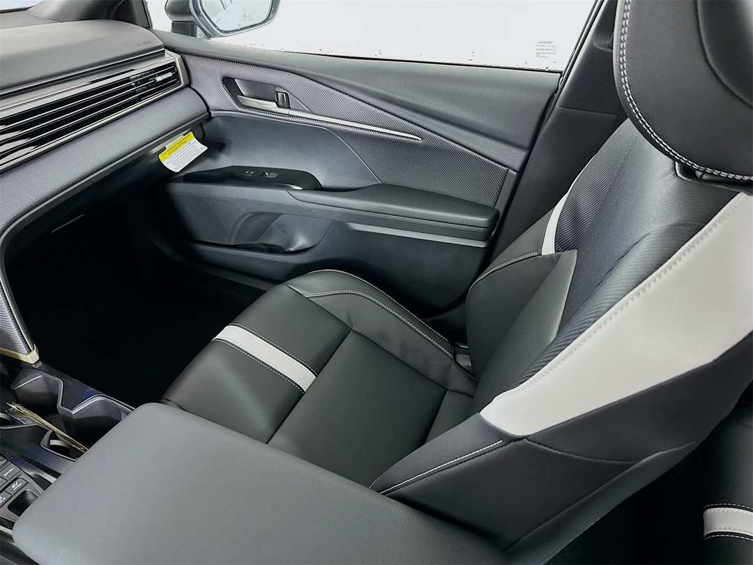 2026 Toyota Camry SE Nightshade - Image 25