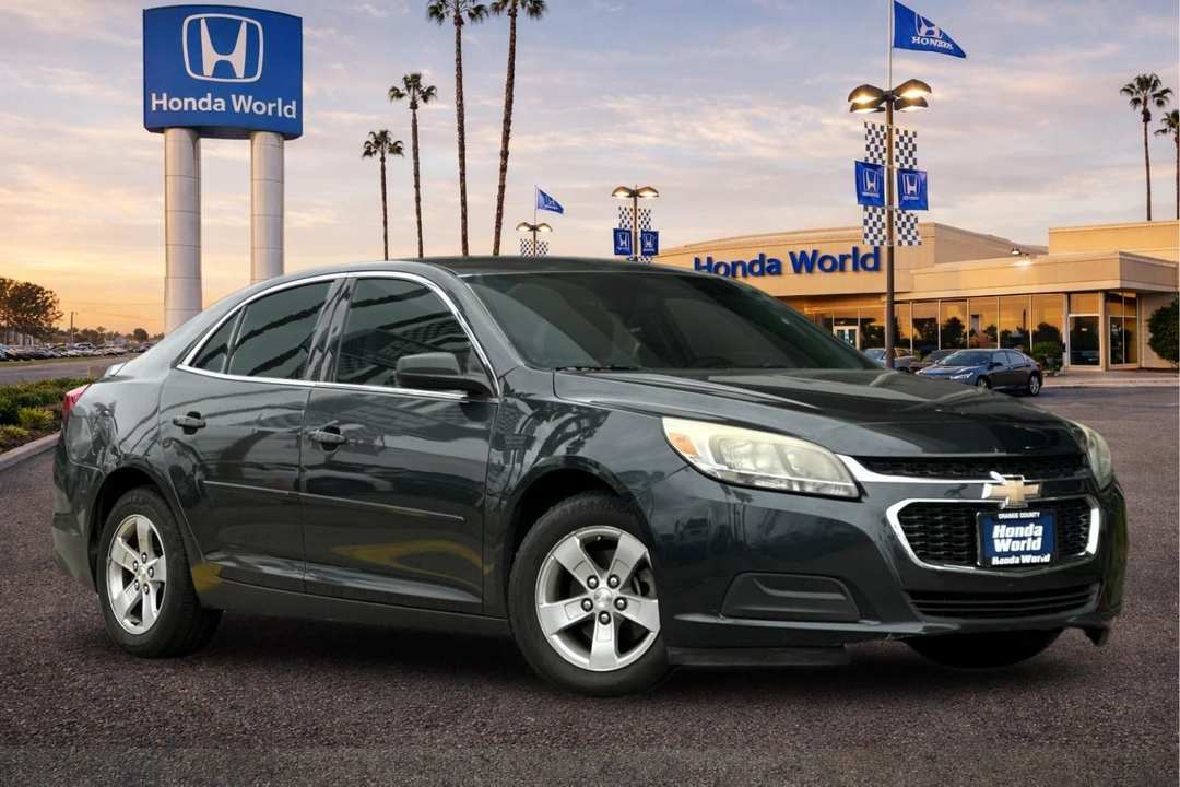 2016 Chevrolet Malibu Limited LS - Image 2